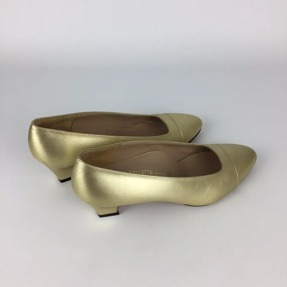 Vintage Ballotta Womens Gold Metallic Low Block Heel Italian Pumps size 6